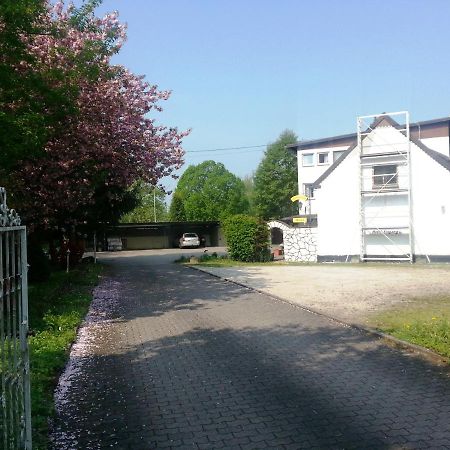 Hotel Saarland Lebach ภายนอก รูปภาพ