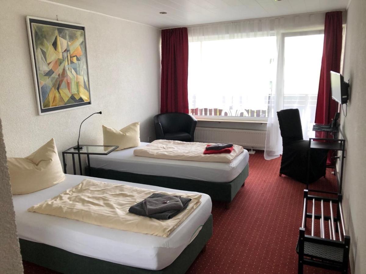 Hotel Saarland Lebach ภายนอก รูปภาพ