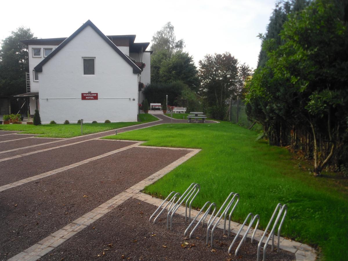 Hotel Saarland Lebach ภายนอก รูปภาพ