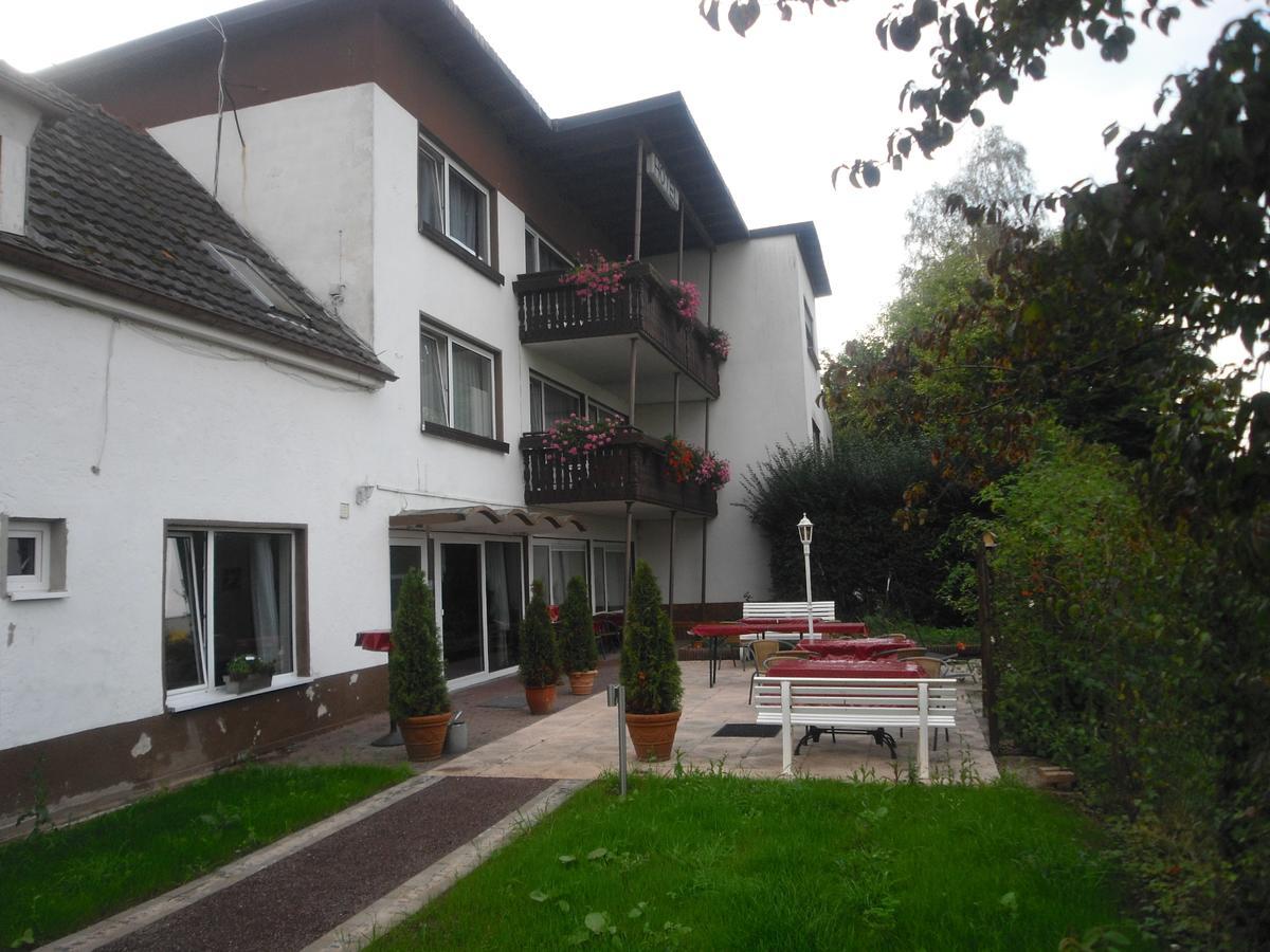 Hotel Saarland Lebach ภายนอก รูปภาพ