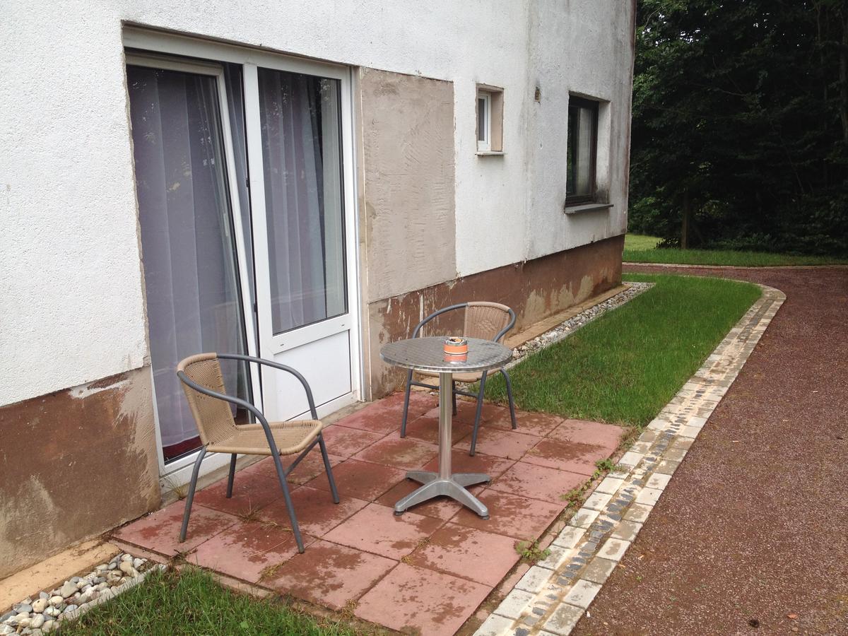 Hotel Saarland Lebach ภายนอก รูปภาพ