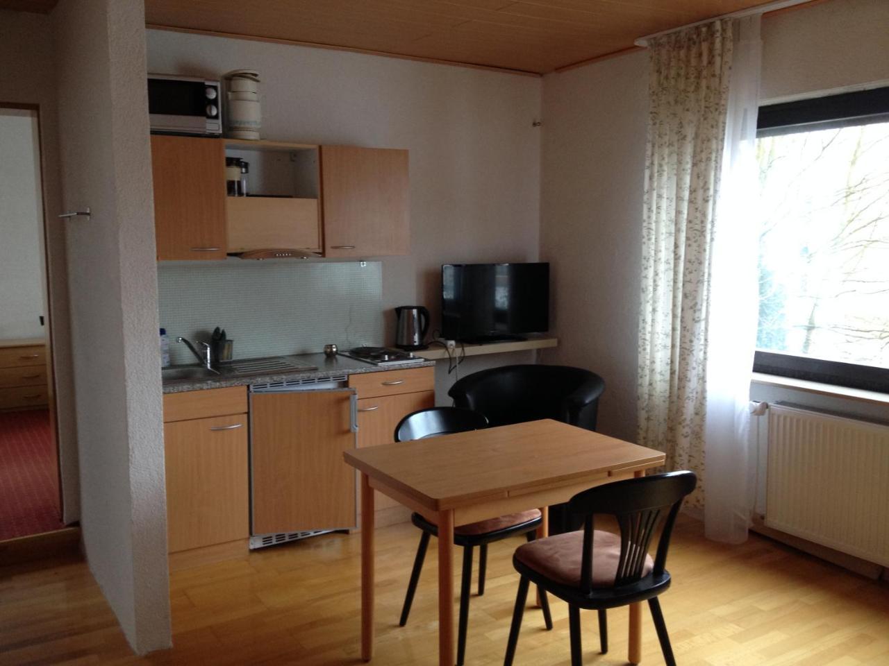 Hotel Saarland Lebach ภายนอก รูปภาพ