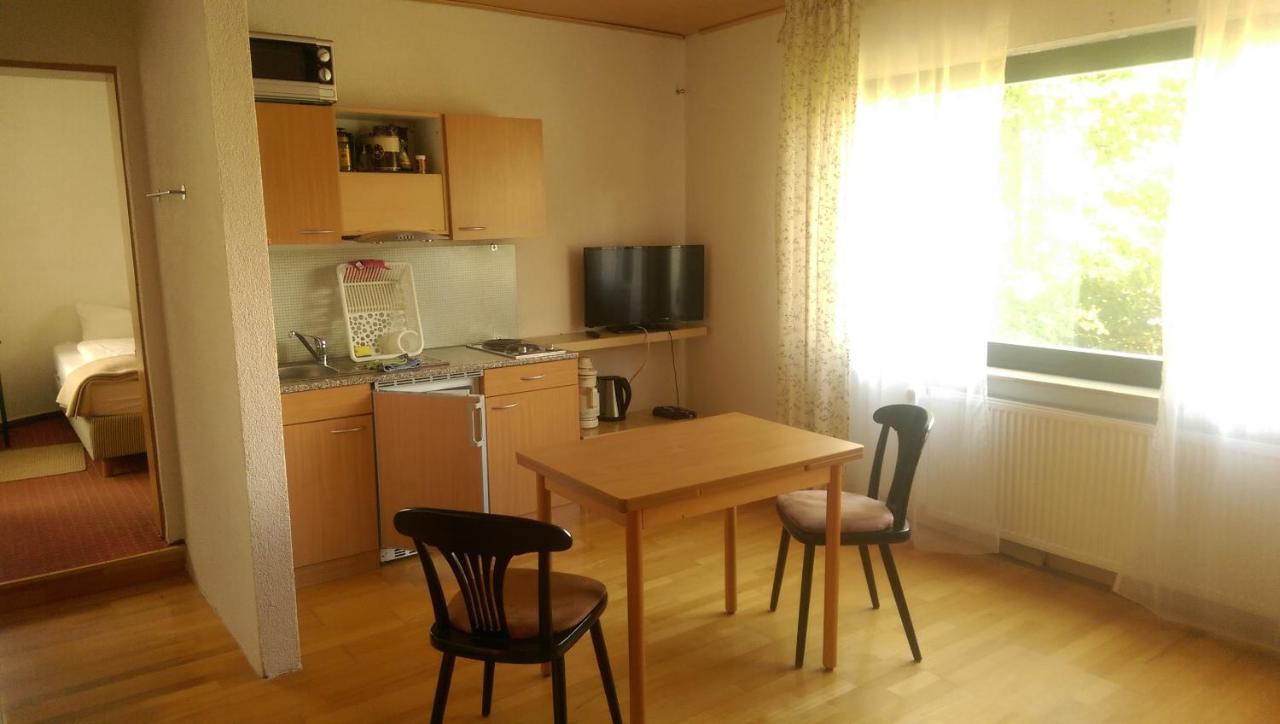 Hotel Saarland Lebach ภายนอก รูปภาพ