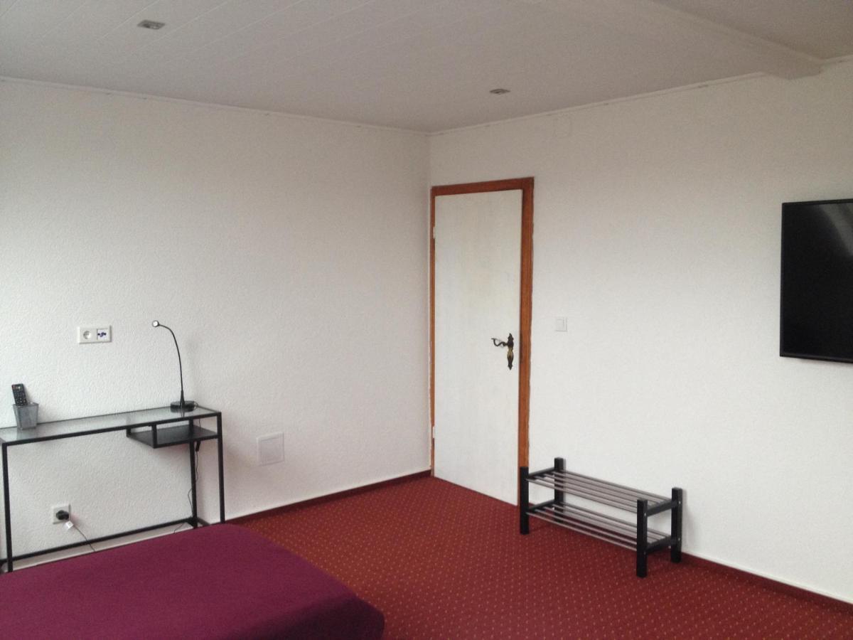 Hotel Saarland Lebach ภายนอก รูปภาพ